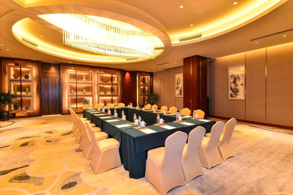 Ramada Heze Hotel Faciliteter billede